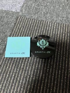 GRANTIA ルースパウダー & リップパレット セットのサムネイル