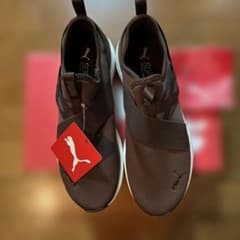 PUMA スリッポン スニーカー SOFTFOAM ブラウンのサムネイル