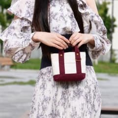 ⭐︎ボルドー⭐︎【2WAY】帆布のミニショルダートートスマホと財布が入る小さめバッグのサムネイル