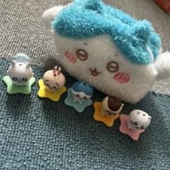 ちいかわ　ポーチ　置物5体