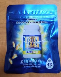 【新品未開封】サントリー DHA & EPA＋セサミンEX 30日分 カプセルのサムネイル