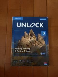 UNLOCK 3 ReadingWriting&CriticalThinkingのサムネイル