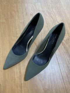値下げ中！【新品未使用】CAMILLEBIS RANDAパンプスのサムネイル