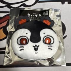 映画ちいかわ　おかおバッジ　セイレーン　赤目　ノベルティのサムネイル