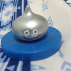 メタルスライムのフィギュアのサムネイル