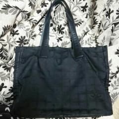 hirorin様専用☆シャネル ニュートラベルライン☆のサムネイル