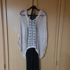 SHEIN ベージュ 透かし編み ニット 半袖のサムネイル