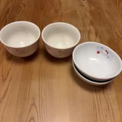 ハローキティ ミニボウルと湯呑みセットのサムネイル