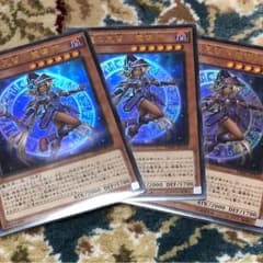 幻想の見習い魔導師３枚のサムネイル