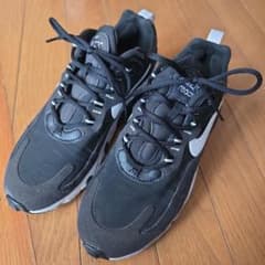 NIKE リアクトのサムネイル