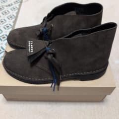 CLARKS Desert Boot ブラウンスエード 8Gのサムネイル