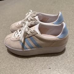 adidas gazelle 厚底スニーカーのサムネイル