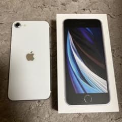 iPhone12☆128GB☆ホワイト☆箱付☆SIMフリー☆送料無料のサムネイル