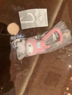 サンリオキャラクターズ カラフルカラビナマスコットチャーム　 マイメロディーのサムネイル