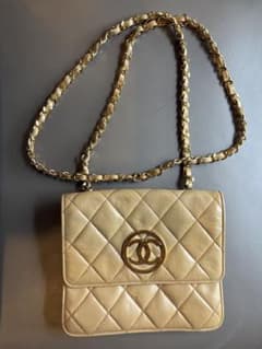CHANELショルダーバッグのサムネイル