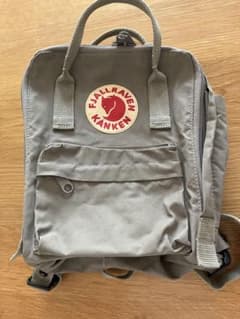 まなさん専用　Fjällräven Kanken グレーリュックのサムネイル
