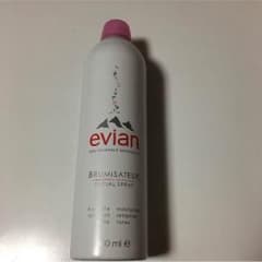 Evian 化粧水のサムネイル