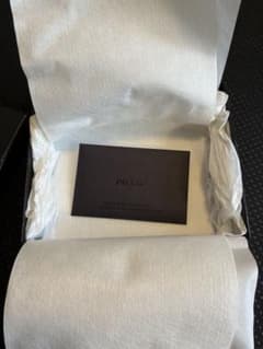 【週末値下げ！】 PRADA プラダ ギフトボックス 空箱のサムネイル