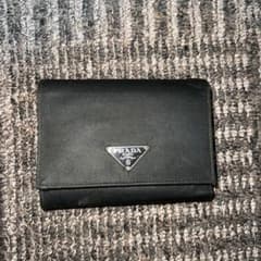 A*様 (極美品格安)PRADA 三つ折り財布 ブラックのサムネイル