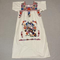 メキシコ刺繍ワンピースのサムネイル
