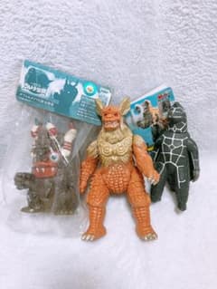 ウルトラマン ソフビ ドラコ キングシーサー ミクラス 貯金箱 激レア 
