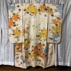 振袖 鈴乃屋 正絹 古典柄 橘 金彩 刺繍入り - メルカリ