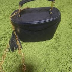 GIANNI VERSACE 黒 ボックス型 ショルダーバッグ - メルカリ