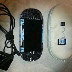 PSVITA 3G/Wi-Fiモデル PCH1100のサムネイル