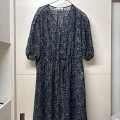 小花柄 シアー シャツワンピース ネイビーのサムネイル
