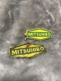 MITSUHIRO ロゴキーホルダー、ステッカーのサムネイル