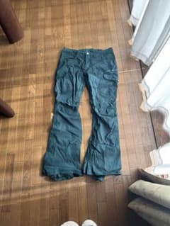 【美品】BURTON GORE-TEXスノーボード パンツ Mグリーンのサムネイル