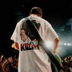 KUZIRA Tシャツ エイリアン XL - メルカリ