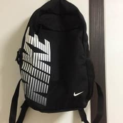 NIKE リュック 即購入可のサムネイル