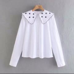 ★タイムセール！★ピーターパン襟　シャツ　花柄 ZARA ブラウスのサムネイル