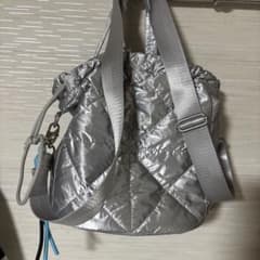 GLOBAL WORK キルティング ショルダーバッグ シルバーのサムネイル