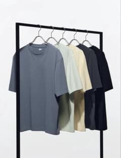 UNIQLO ドライEX Tシャツ グレー XSサイズのサムネイル