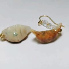 手作りジューシー焼き餃子☆ピアス　イヤリング　No.6のサムネイル