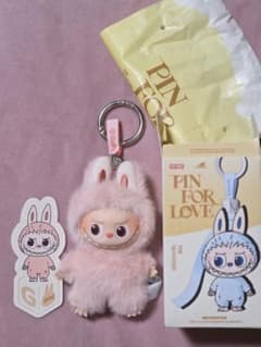 ラブブ PIN FOR LOVE ぬいぐるみペンダント　アルファベット 【G】 PIN FOR LOVE ぬいぐるみペンダント ラブブ G アルファベット