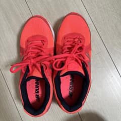 ニューバランス　ランニングシューズ　23.5cmのサムネイル