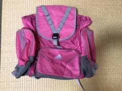 adidas アディダス　リュック　ピンク　修学旅行　山　林間　宿泊　学校のサムネイル