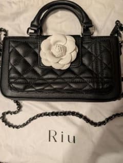 美品☆Riu RosePhoneBag ブラック - メルカリ
