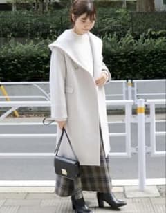 SLOBE IENA ニュアンスフードコートのサムネイル