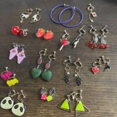 イヤリング　まとめ売りのサムネイル