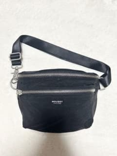 【即購入○】MOUSSY ブラック ボディバッグのサムネイル