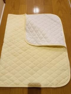 ベビー用 汗取りパッド70cm x 120cmのサムネイル