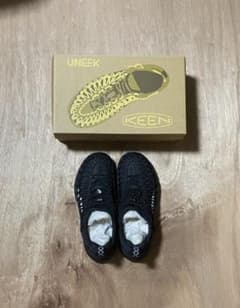 最終値下げ(KEEN/キーン)ユニークスニーク 25cmのサムネイル