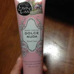 大幅値下げBODY CREAM  DOLCE NUDA  Floral Laceのサムネイル