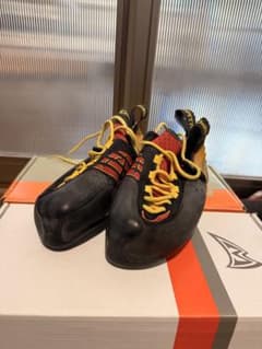 スポルティバ ジーニアス EUR38（La Sportiva Genius）のサムネイル