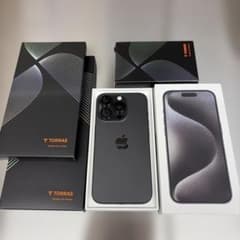 Apple iPhone 15 Pro ブラックチタニウム 本体のサムネイル