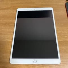 iPad pro 10.5 au 256GBのサムネイル